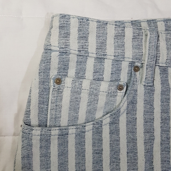 Billabong Striped Denim Mini Skirt w/ Pockets & Button Fly - Picture 3 of 9